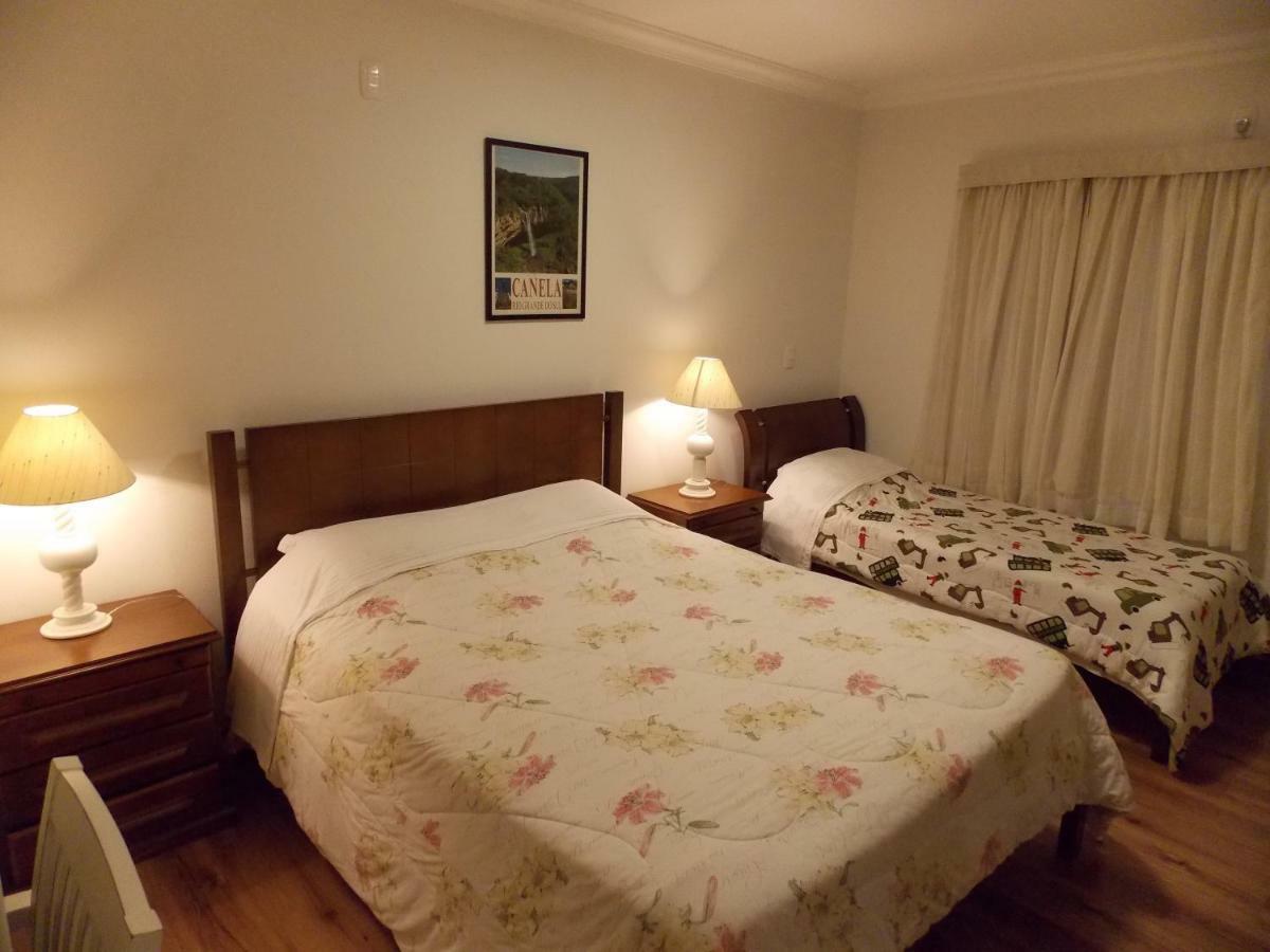 Triplex 3 Suites Em Canela Buitenkant foto
