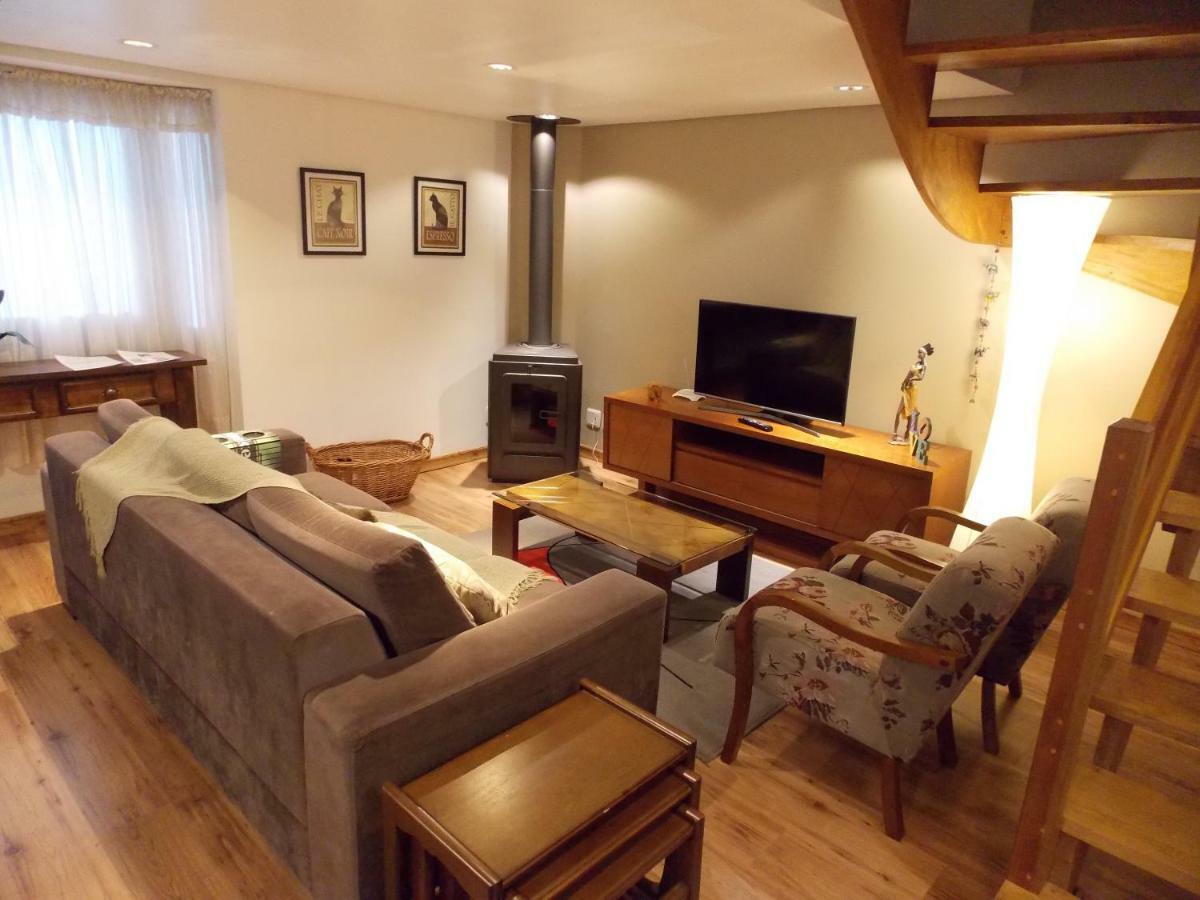 Triplex 3 Suites Em Canela Buitenkant foto