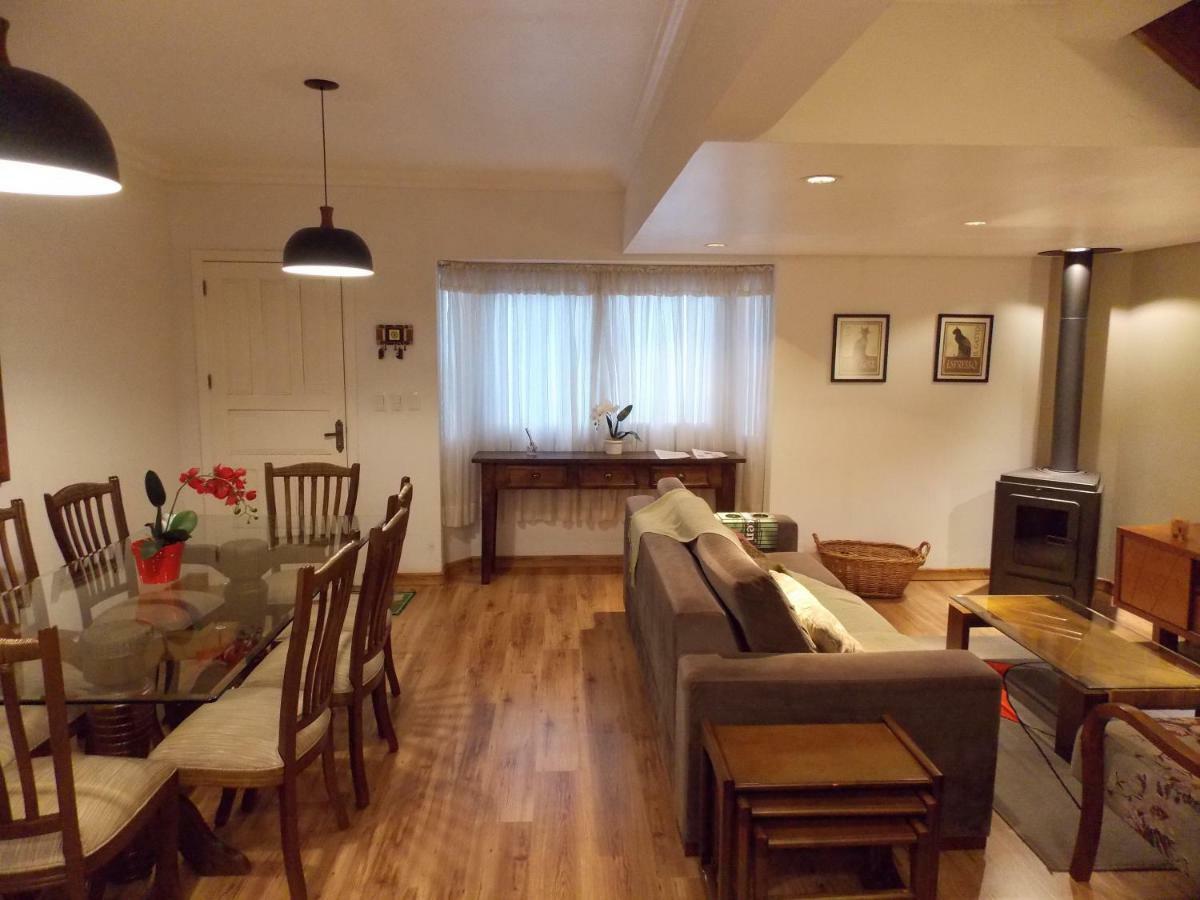 Triplex 3 Suites Em Canela Buitenkant foto