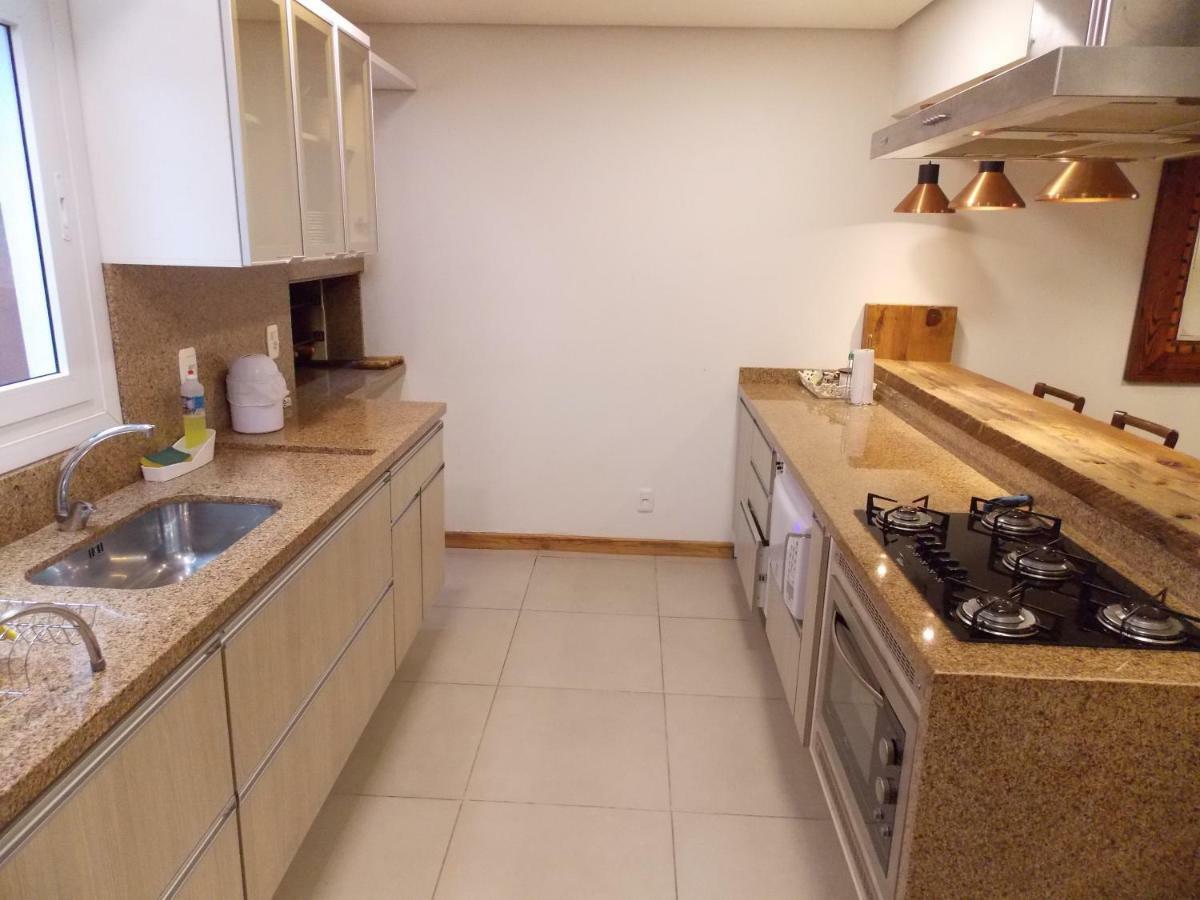 Triplex 3 Suites Em Canela Buitenkant foto