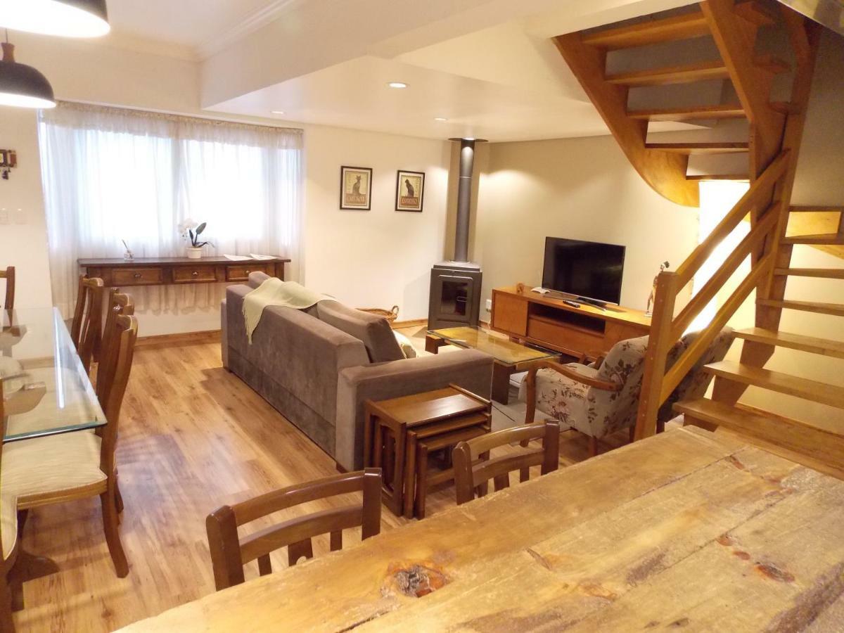Triplex 3 Suites Em Canela Buitenkant foto